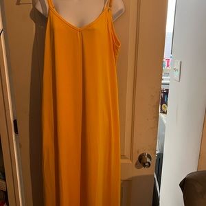 Yellow gold long summer dress. Size XL made by SHEIN.